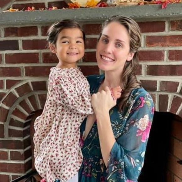 Profile Picture of Erin Cervone (@erincervone) on Poshmark