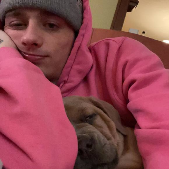 Hamel Hartinger - Poshmark Profile Picture of Hamel Hartinger (@hamelhockey) on Poshmark