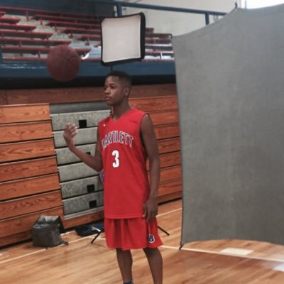 Profile Picture of Marlon A. Sharp (@Liljoejackson12) on Twitter