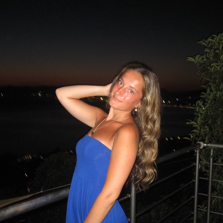 Profile Picture of Mia Gasbarro (@m.gasbarro) on Tiktok