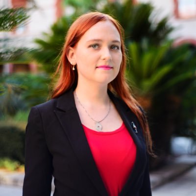 Profile Picture of Dr. Athena Masson (@Wx_Goddess) on Twitter