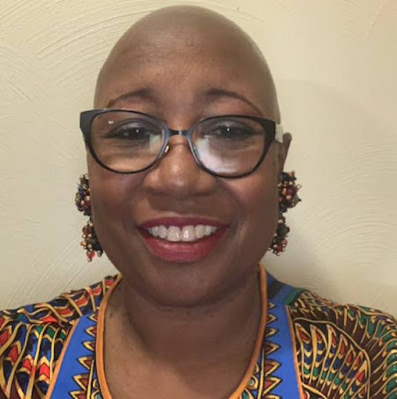 Profile Picture of Gloria Simon (@nita357) on Poshmark