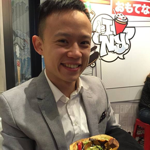 Profile Picture of Raymond Yang (@yja89219) on Poshmark