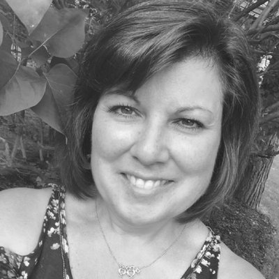 Profile Picture of Michelle J. Howe (@MichelleJ_Howe) on Twitter