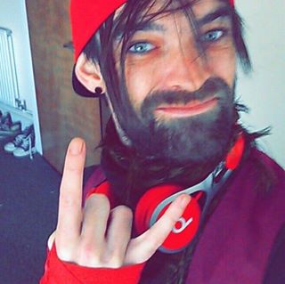 Profile Picture of Andrew Page (@cha0sr13n) on Facebook