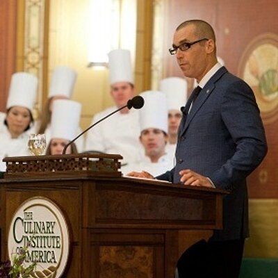 Profile Picture of Andrew Weissman (@AWRestGroup) on Twitter