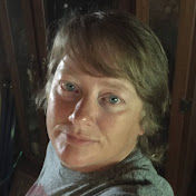 Profile Picture of Dee Long (@deelong9883) on Youtube