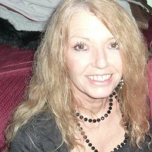 Profile Picture of Fiona Wallace Phillips (@fionawallace) on Myspace