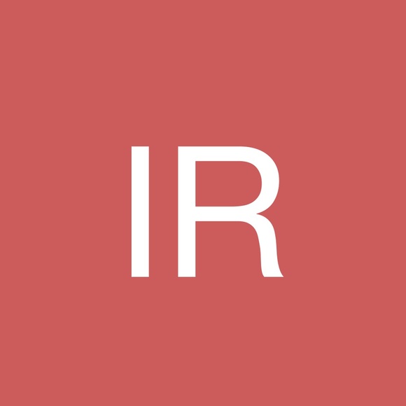 Profile Picture of Iris Rodriguez (@irisrodrigue746) on Poshmark