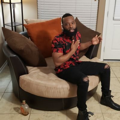 Profile Picture of Ray D. Cryer (@raydbrag) on Twitter