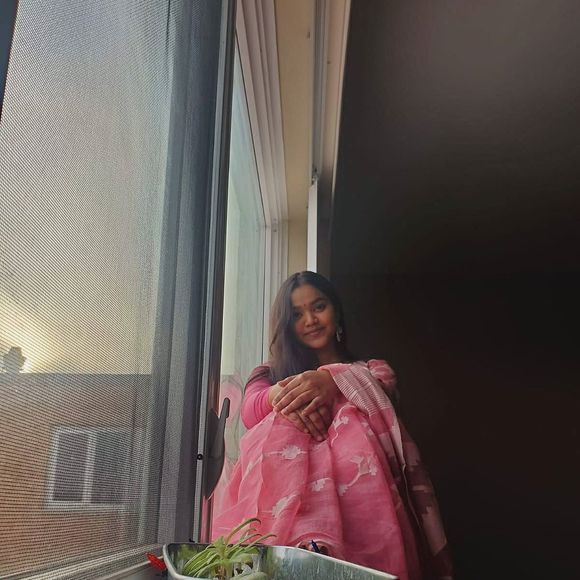 Profile Picture of Cathy Sylvester (@cathy_sylvester) on Poshmark