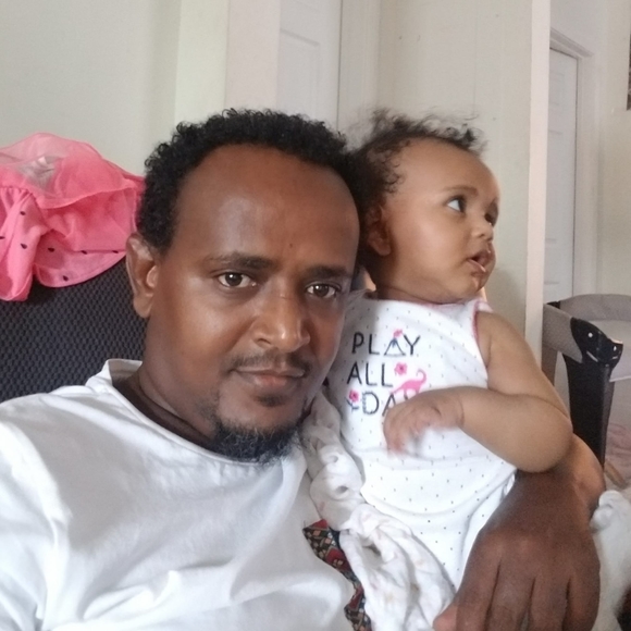 Profile Picture of Daso Nagari (@dasonagari) on Poshmark