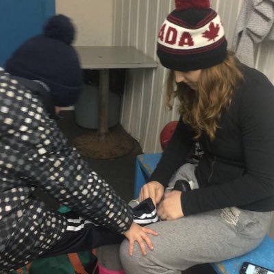 Profile Picture of Ellen Rice-Hogan (@ellen_rice_) on Twitter