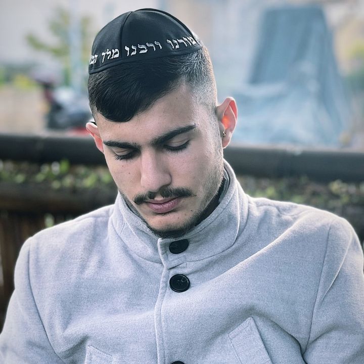 Profile Picture of adamot (@adamot8) on Tiktok