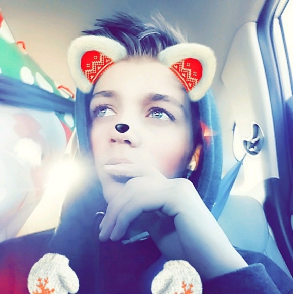 Profile Picture of Dylan Stevenson (@dylanstevenson2) on Poshmark