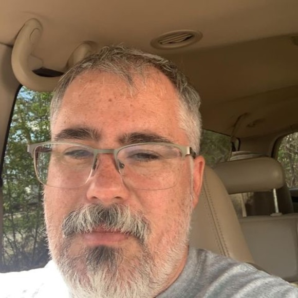 Profile Picture of Kyle White (@kyle_6400) on Poshmark