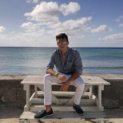 Profile Picture of Owen Steele (@owen_steele_) on Twitter