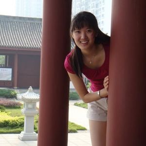 Profile Picture of Iris Lee (@gatoril90) on Myspace