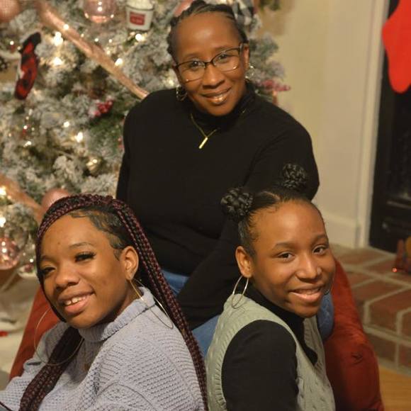 Profile Picture of Shawntel Ebison (@ebison) on Poshmark