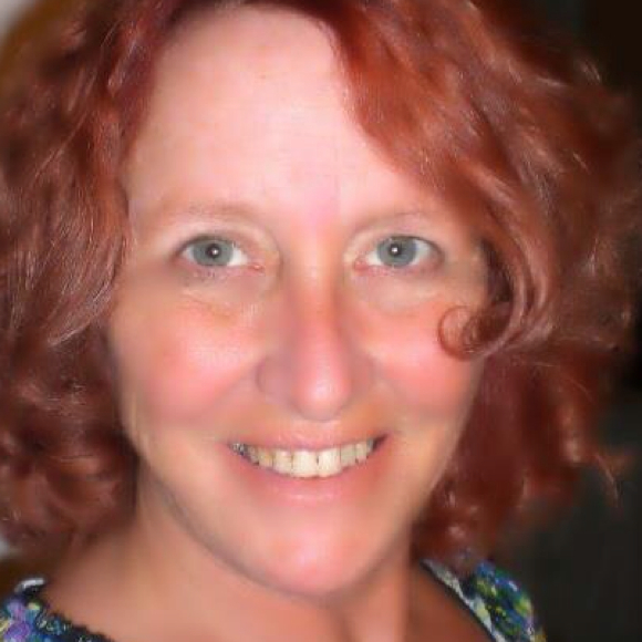 Profile Picture of Lydia Merrix (@lydiamerrix) on Poshmark