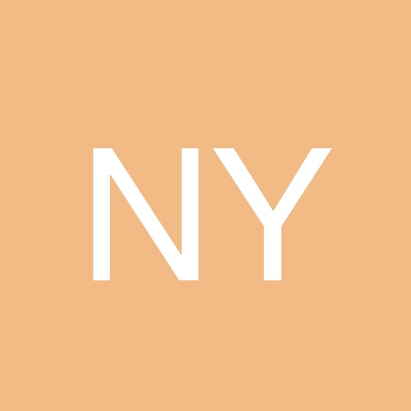 Profile Picture of Nancy Yingling (@swahh) on Poshmark