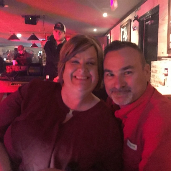 Profile Picture of Amy Hebert (@amyhebert1975) on Poshmark