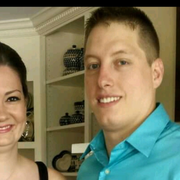 Profile Picture of Michael Breeden (@breeden54) on Poshmark