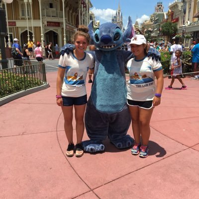 Profile Picture of Anna Welker (@AnnaB12356) on Twitter