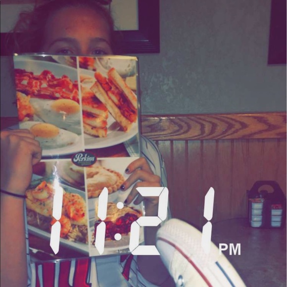 Profile Picture of Claire Jasinski (@claire_jasi) on Poshmark