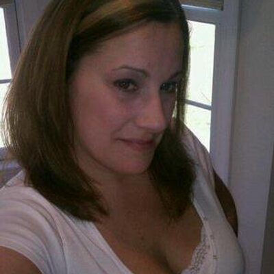 Profile Picture of Heather Bare (@baremomx5) on Twitter