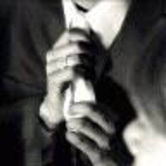 Profile Picture of Matthew Blowers (@matthewblowers) on Poshmark