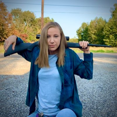 Profile Picture of Molly Barnes (@mollybarnes04) on Twitter