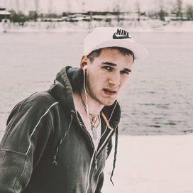 Profile Picture of Рэмбито-_-Бомбито (@AndrewRambo08) on Twitter