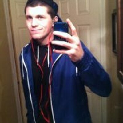 Profile Picture of Tyler Burt (@ty_burt) on Twitter