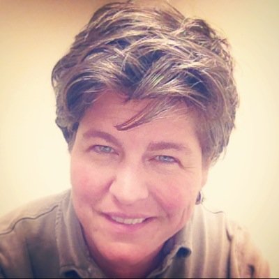 Profile Picture of Jo Ott (@JosieTweet) on Twitter