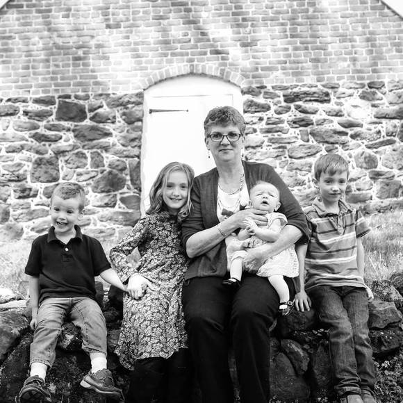 Profile Picture of Ann Craynon (@acraynon) on Poshmark