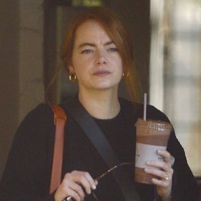 Profile Picture of Ana (@tarontula) on Twitter