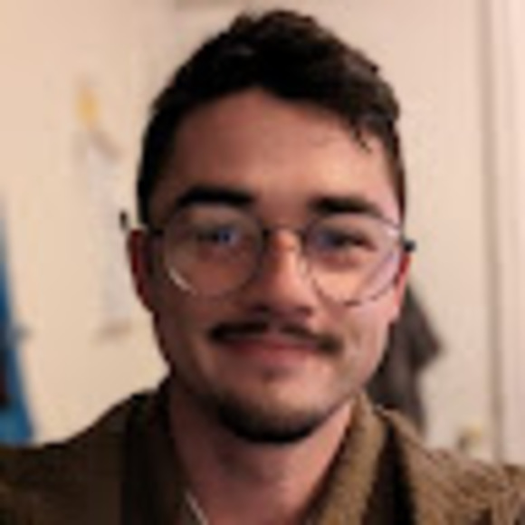 Profile Picture of Mitchell Fratini (@fratinimitchell) on Poshmark