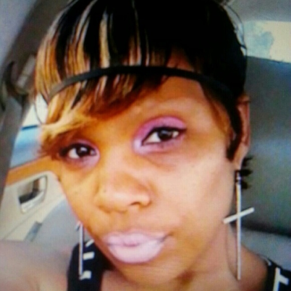 Profile Picture of Pamela Butcher (@pwashing123) on Poshmark