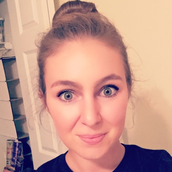 Profile Picture of Kirsten Krein (@kkruns007) on Poshmark