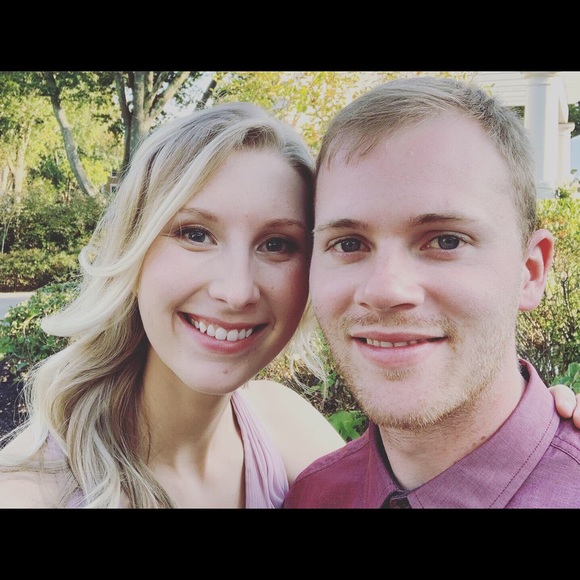 Profile Picture of Abigail Macutkiewicz (@amacutki1227) on Poshmark