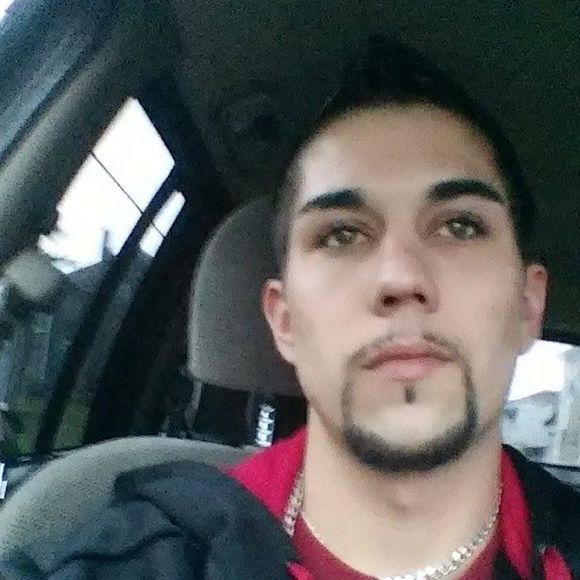 Profile Picture of Eddie James (@eddieb2216) on Poshmark