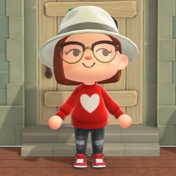 Profile Picture of Lori Patterson (@pauloripatt) on Poshmark