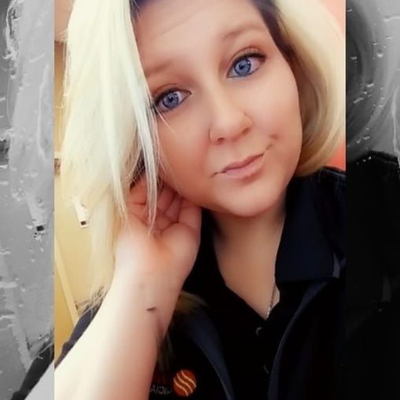 Profile Picture of Alexis Crabtree (@acrabtree115) on Poshmark