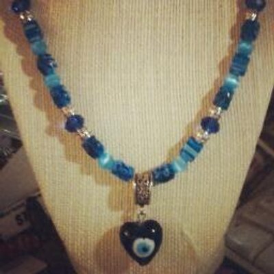 Profile Picture of Luz Martínez Tribolet (@LuMar_Creations) on Twitter