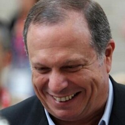 Profile Picture of Carlos César (@CarlosValeCesar) on Twitter