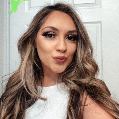 Profile Picture of Sarah (@SarahLujan) on Twitter