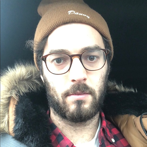 Profile Picture of Danny Hurwitz (@dhurwitz29) on Poshmark