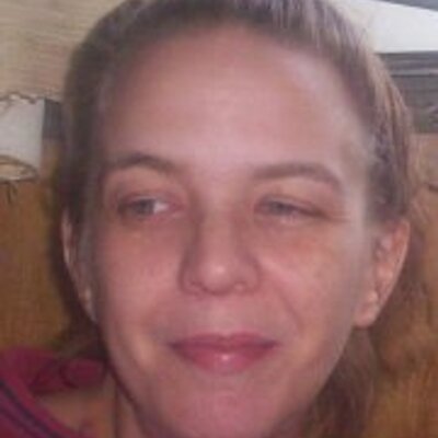 Profile Picture of Addie Roberts (@youravonrep510) on Twitter