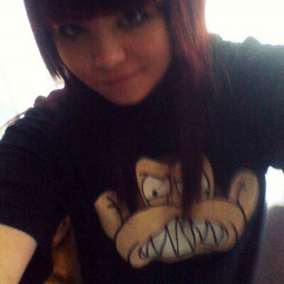 Profile Picture of Stephanie Engstrom (@smileyface_xD) on Twitter